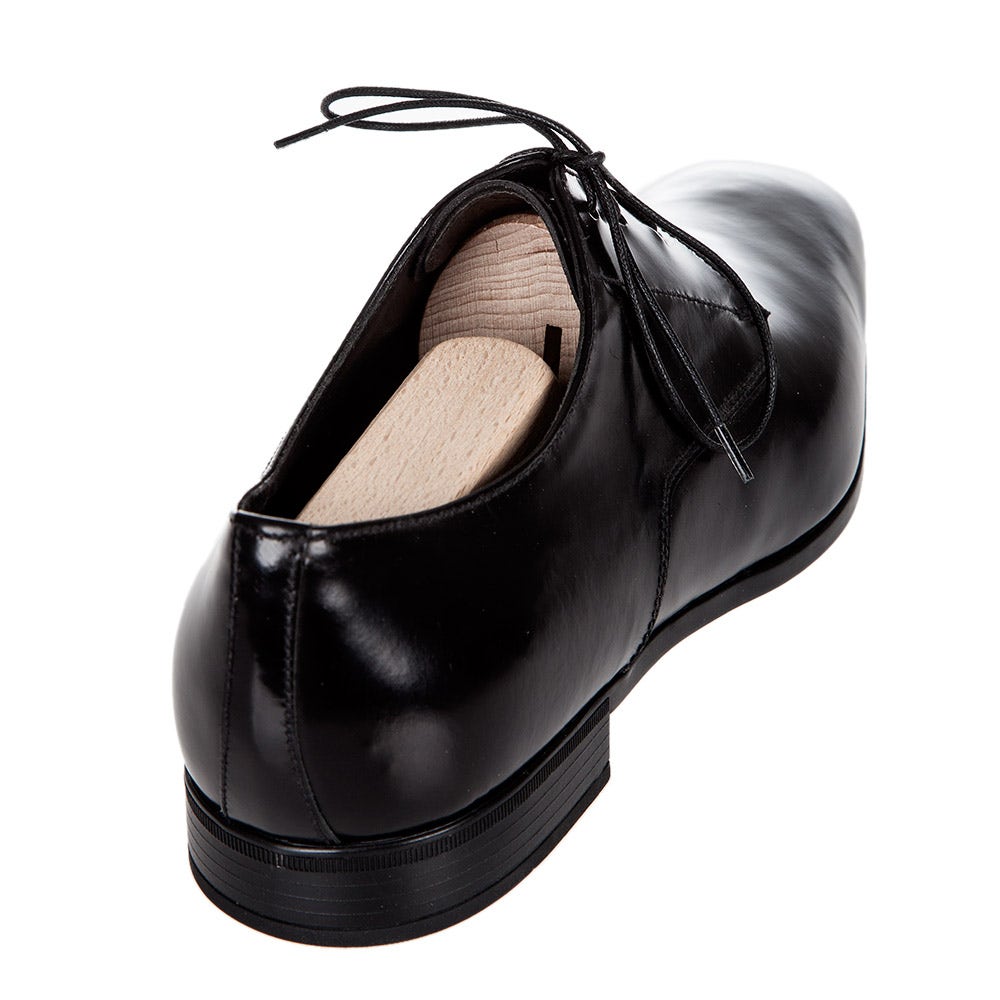 Shoe Trees to Remove Creases from Leather - Wooden Shoe Trees