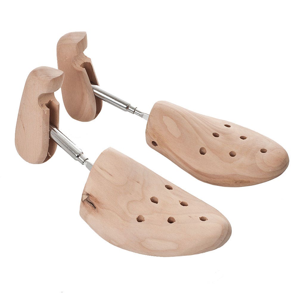 Shoe Trees to Remove Creases from Leather - Wooden Shoe Trees