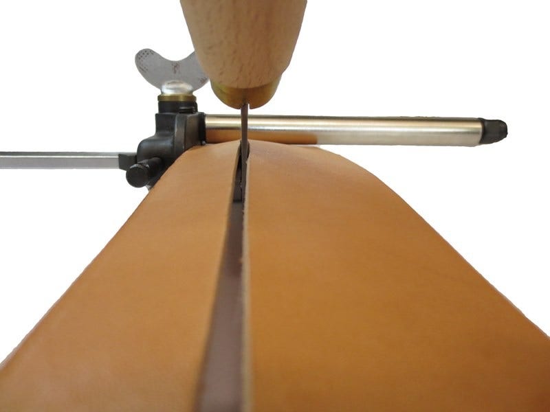 Coltello tagliacinghie con guida 10cm per Calzolaio o Pelletterie